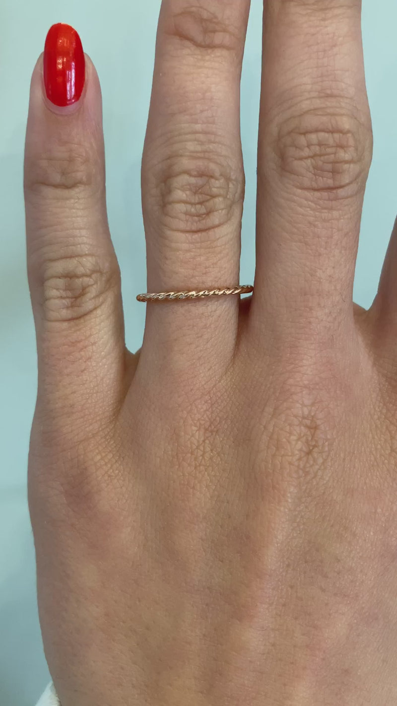 caption:Shown in rose gold