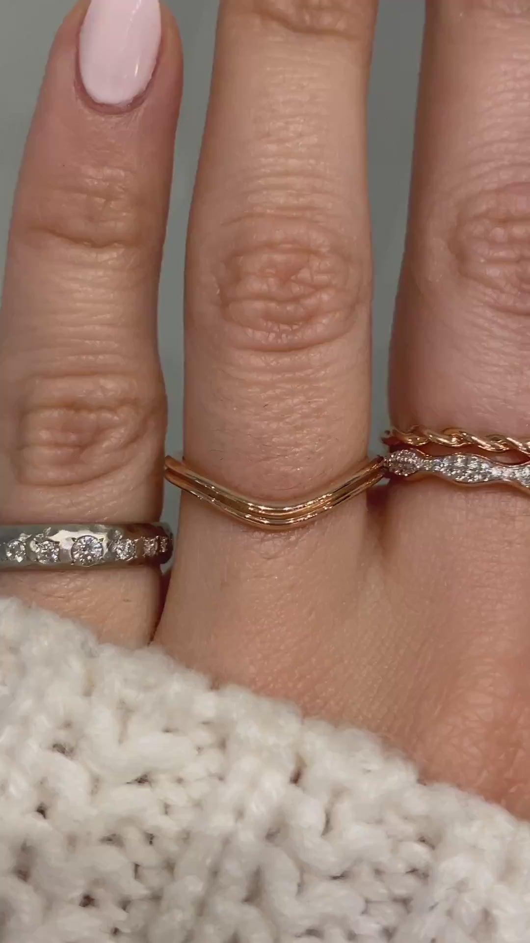 caption:Shown in 14k rose gold