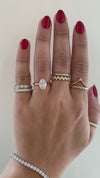 caption:Shown with 1.5ct oval in 14k rose gold 