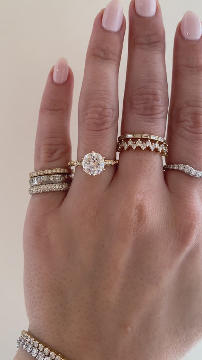 caption:Shown with 2ct round cut in 14k yellow gold 