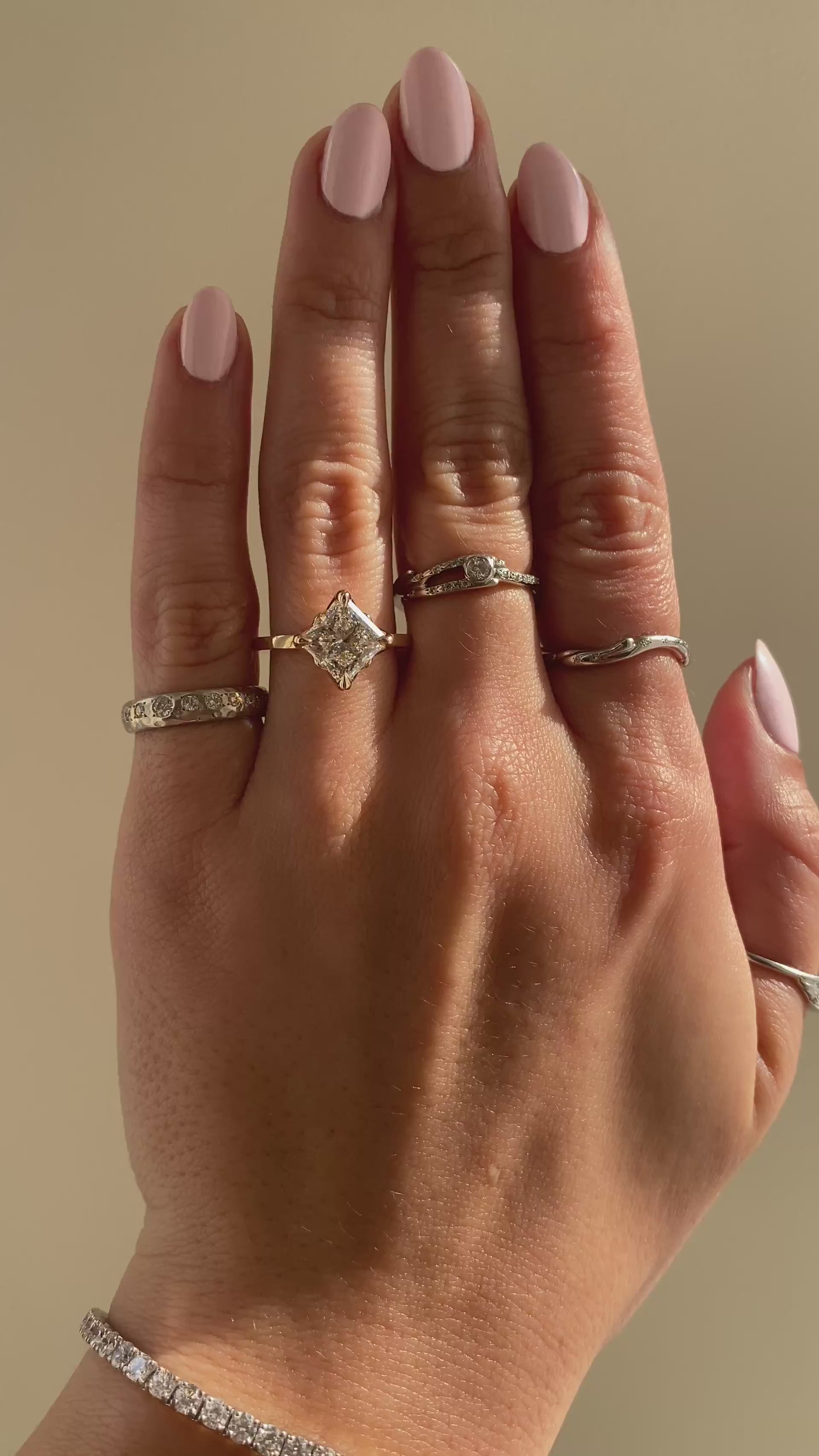 caption:Shown with 2.5ct princess cut in 14k yellow gold 