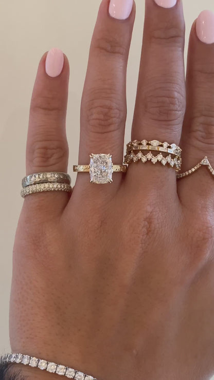 caption:Shown with 3ct cushion cut in 14k yellow gold 