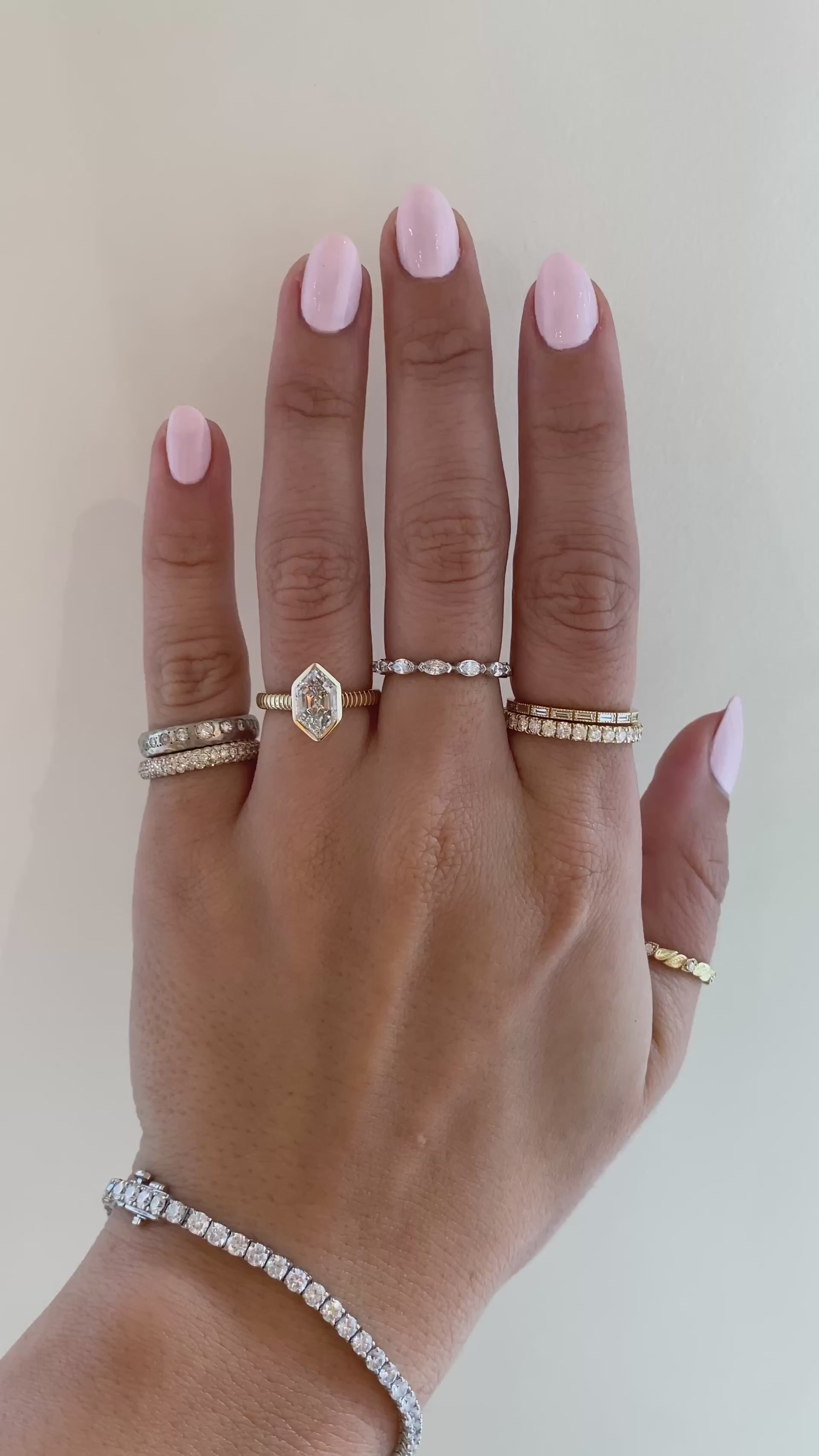 caption:Shown with 1.75ct hexagon diamond in 14k yellow gold 