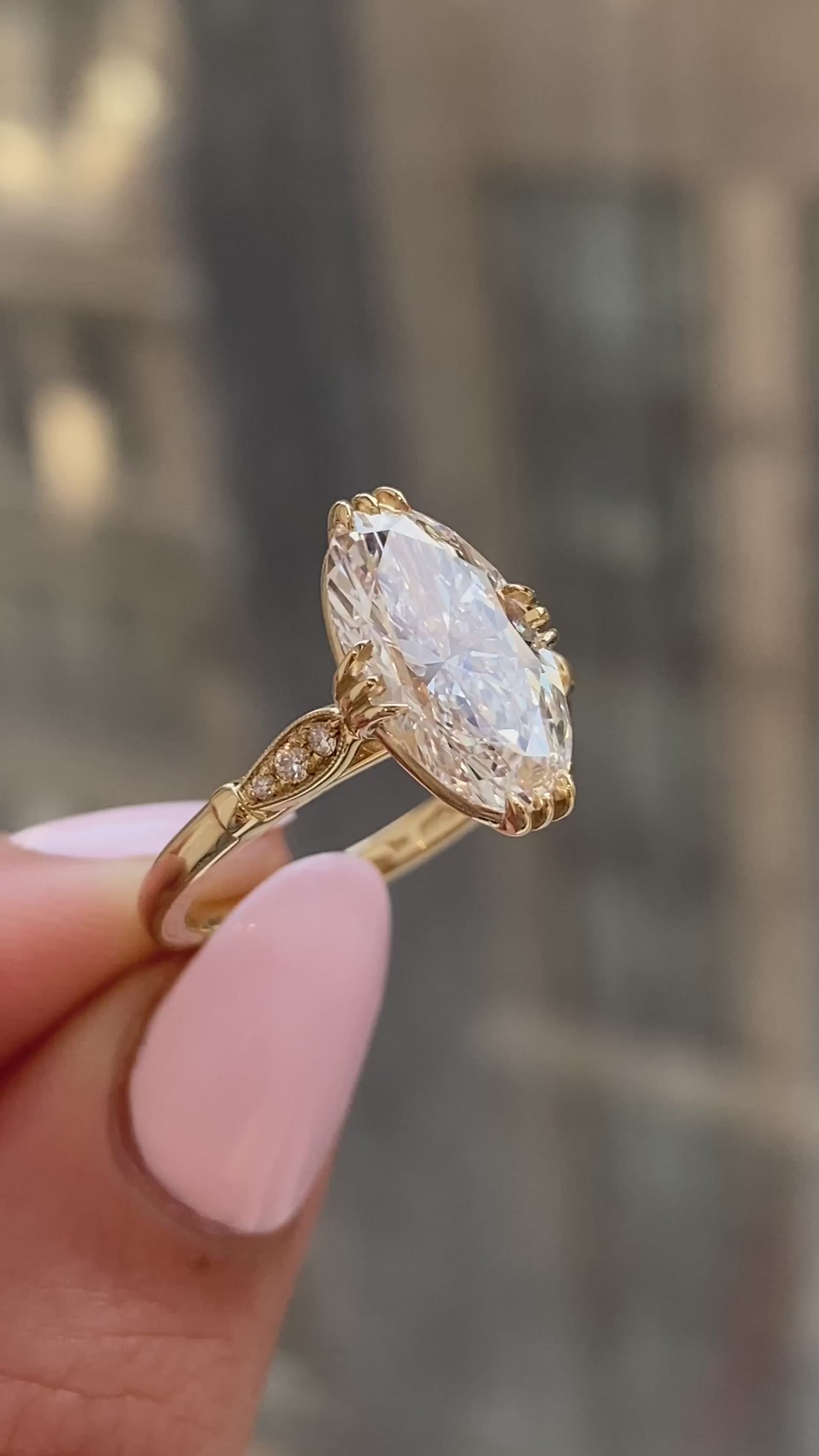 caption:Shown with 3ct oval diamond in 14k yellow gold