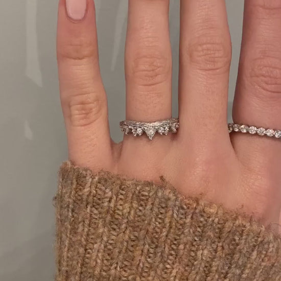 caption:Shown in platinum