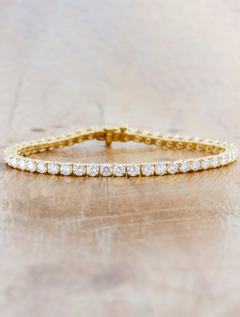Twisted Design Diamond Bangle Bracelet 18K White Gold