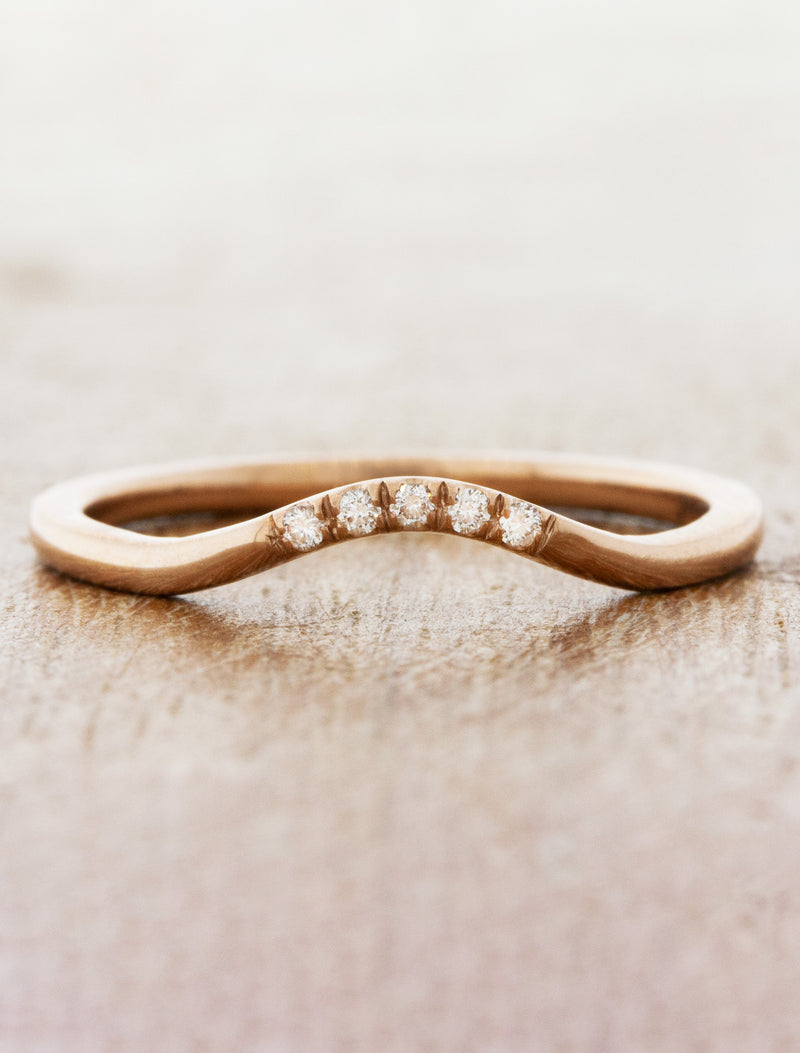 caption:Shown in 14k rose gold