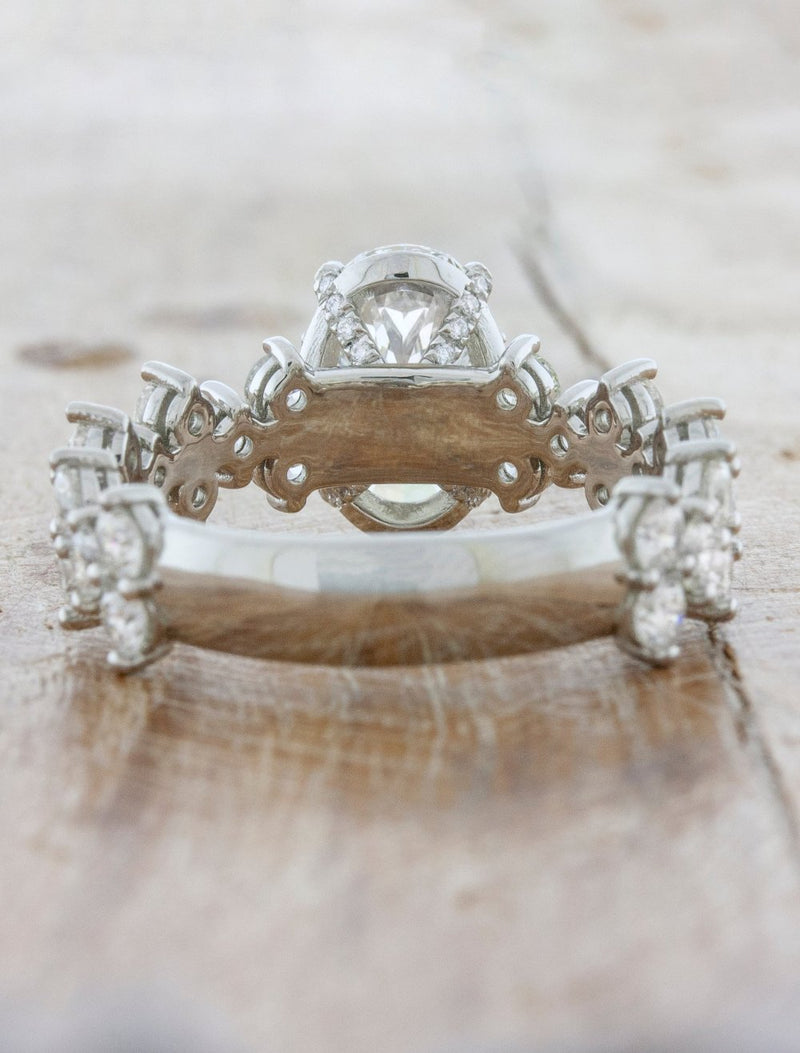 Caterina - Oval