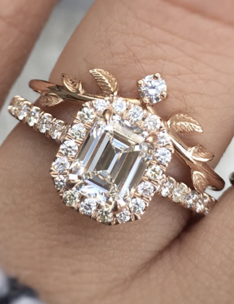 caption:Shown with an 1ct emerald cut diamond, 14k rose gold