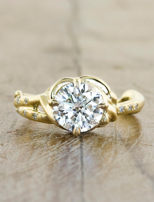 caption:Shown with 1ct round diamond in 14k yellow gold