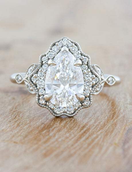 Vintage pear shaped engagement outlet rings