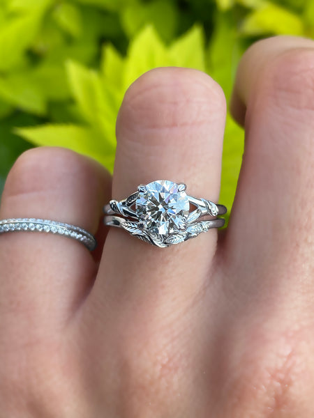 Platinum Engagement Rings – A Luxurious Way to Propose Love