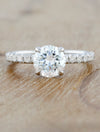 caption:Shown with 1ct round diamond in platinum