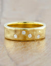 caption:Customized with diamonds