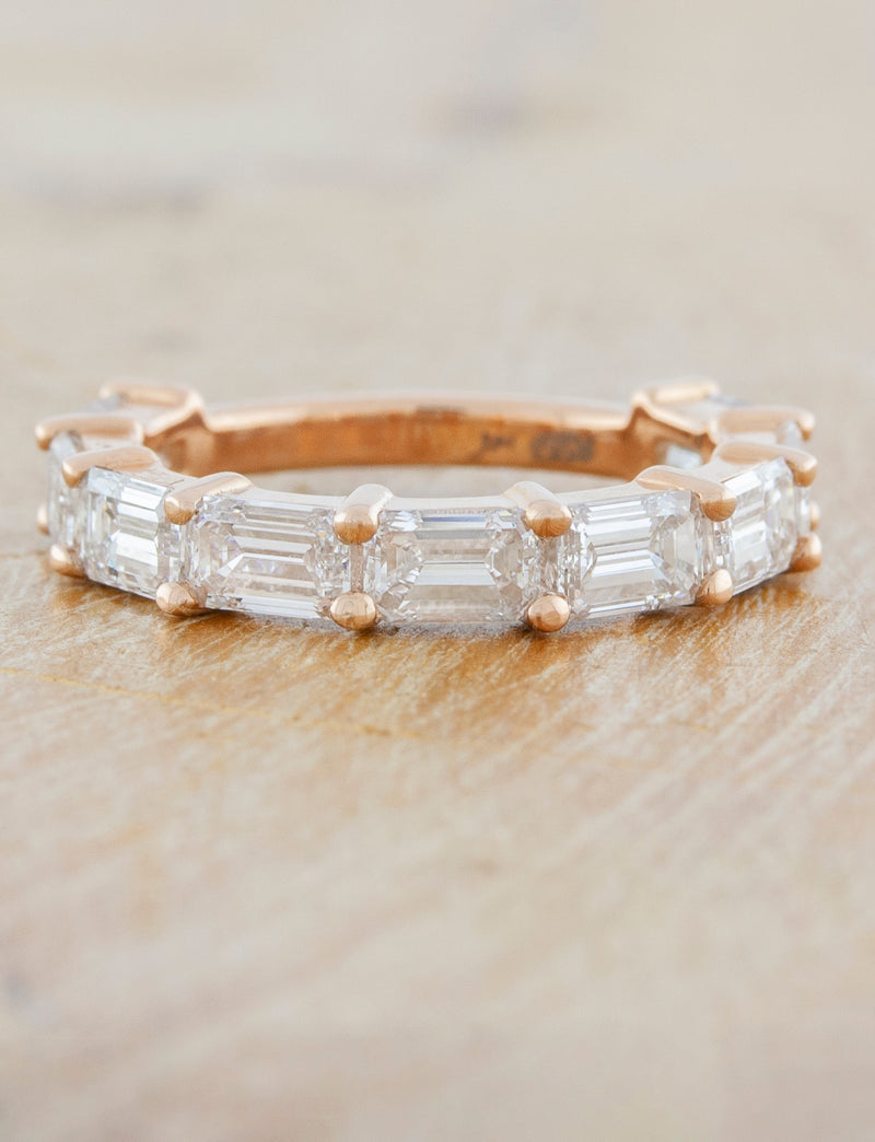 caption:Shown in 14k rose gold