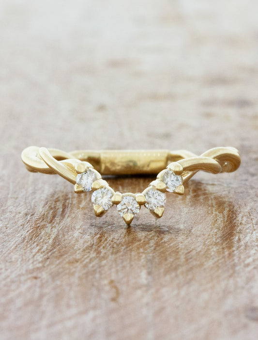 caption:Shown in 14k yellow gold