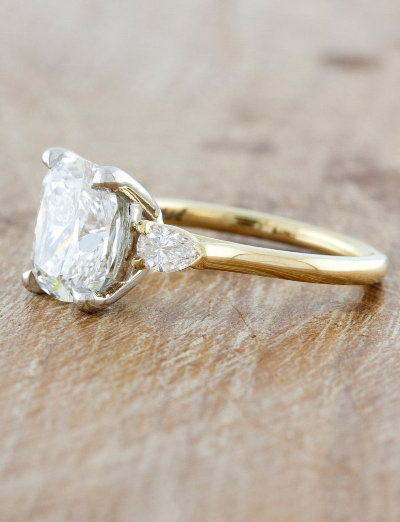 Shana Cushion - Lab Grown Diamonds