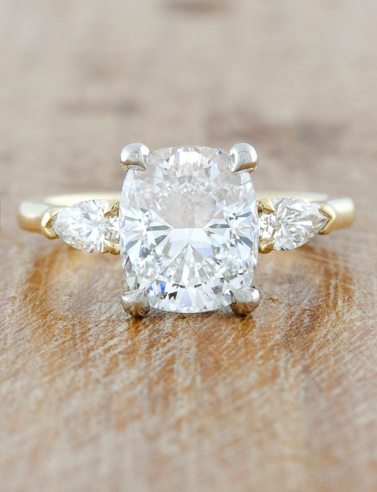caption:Shown with 2.5ct cushion cut diamond in mixed 14k yellow gold & platinum setting