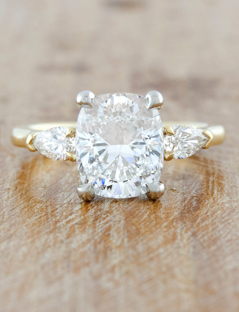 caption:Shown with 2.5ct cushion cut diamond in mixed 14k yellow gold & platinum setting
