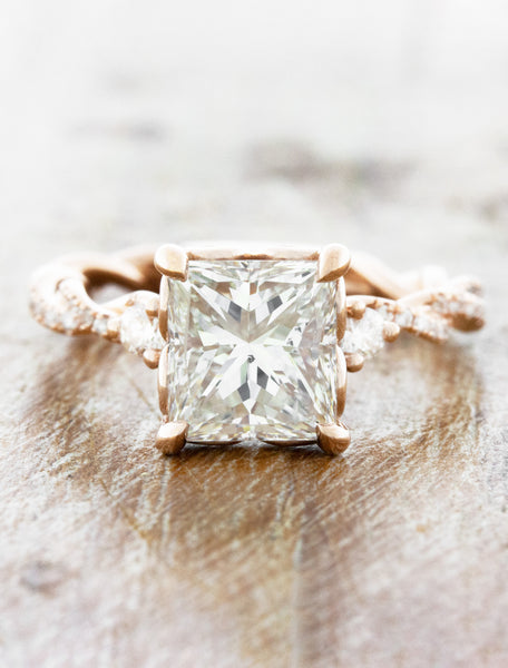 Pavé Diamond Solitaire Engagement Ring Set | Ken & Dana Design Lab Grown Diamond / 1.70ct Round E VS2 / 14K Rose Gold (Recycled)