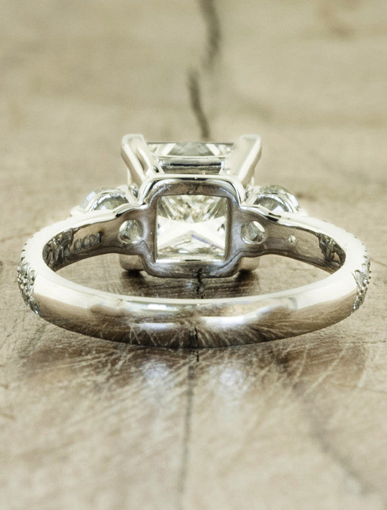 three stone princess cut diamond engagement ring