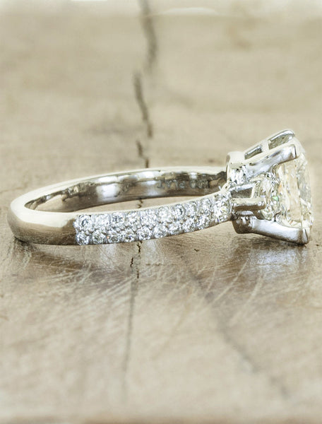 three stone princess cut diamond engagement ring