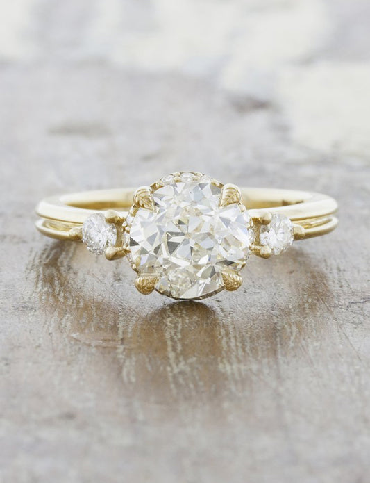 caption:Shown in 14k yellow gold