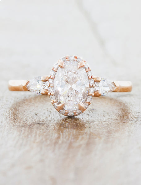 All About Clear & Colorless Stones: 5 Stone Options For Your Engagement Ring