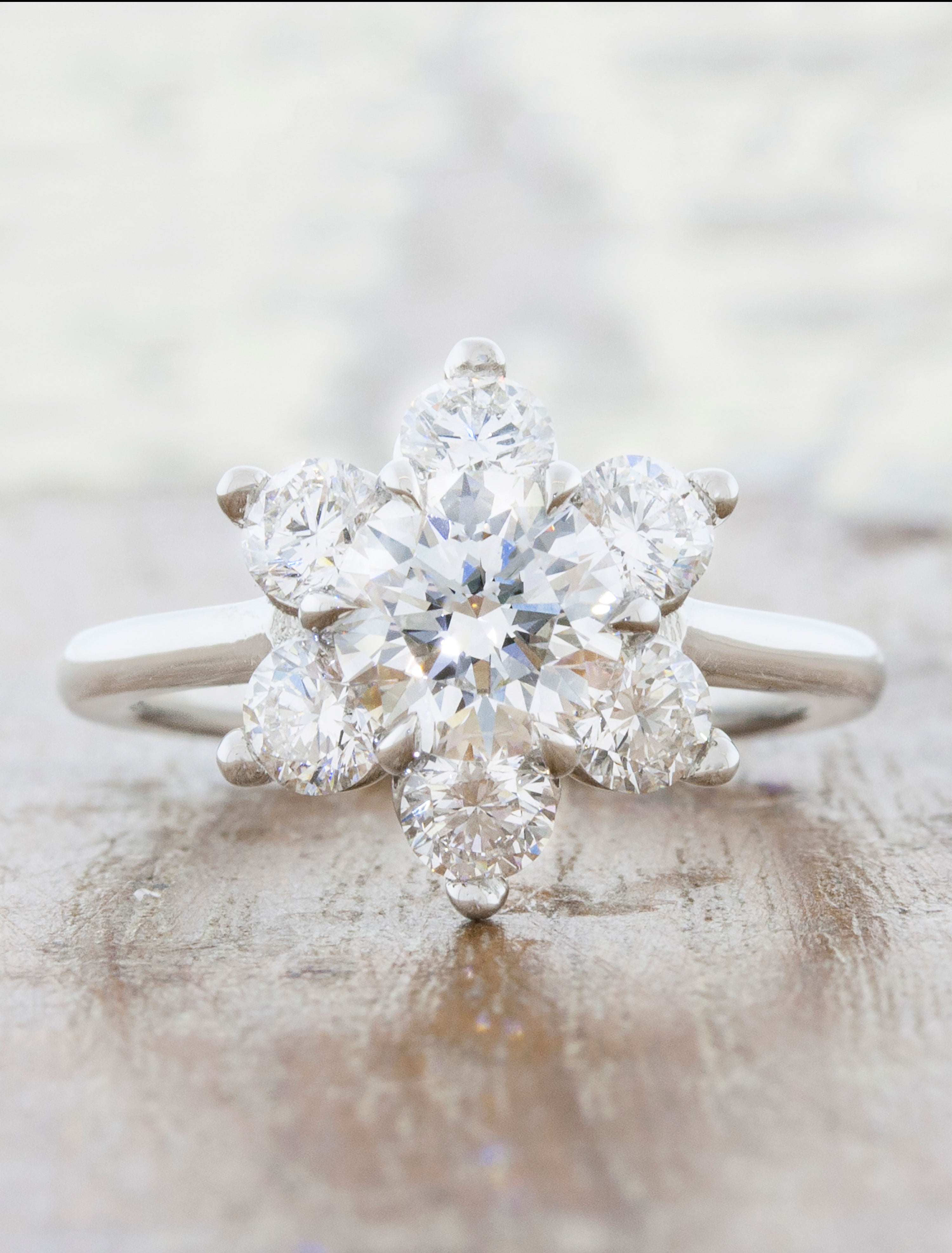 Star wedding rings 60 photos - Astyledwedding.com