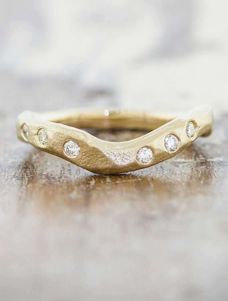 caption:Customized with diamond in 14k yellow gold