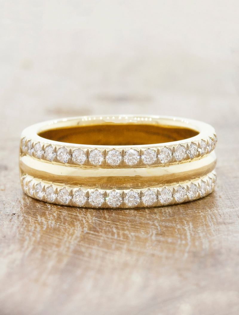 caption: Shown in 14k yellow gold