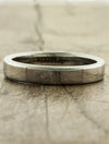 caption:Shown in platinum, polished finish
