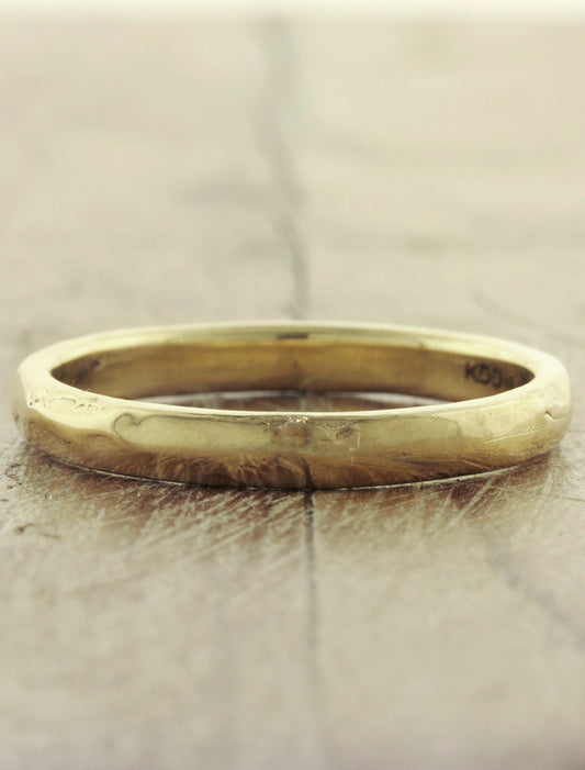 caption:Shown in 14k yellow gold