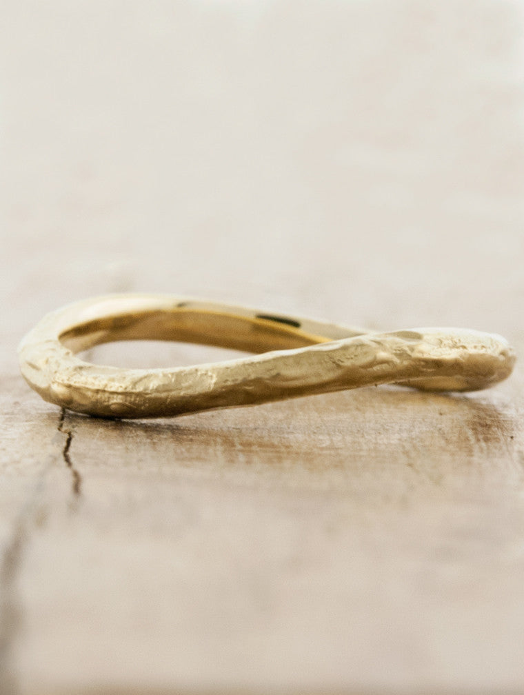 caption:Shown in 14k yellow gold