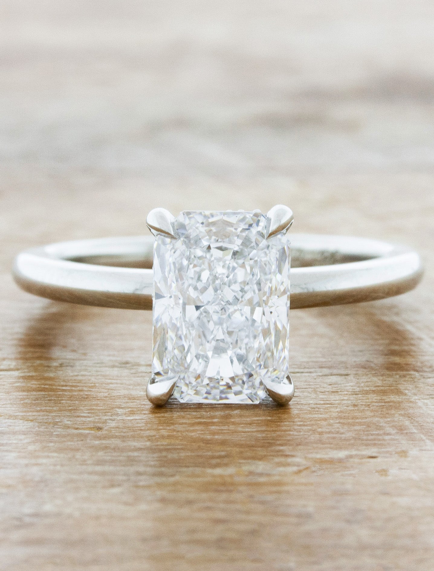 caption:Shown with 2.0ct radiant cut diamond in platinum