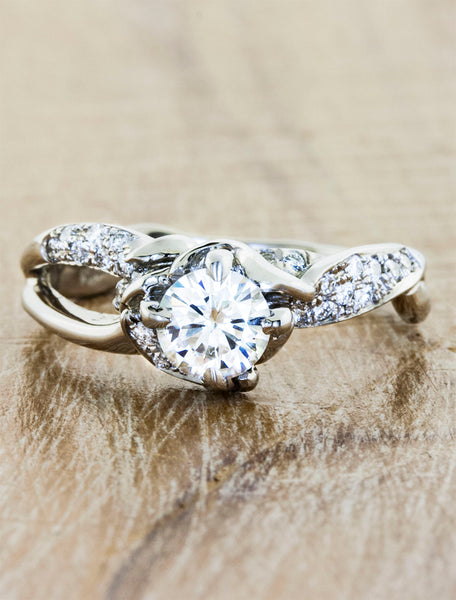 Engagement Ring Vintage Rose Gold Diamond 0.80 F-vs2 Unique 