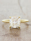 caption:Shown in 14k yellow gold