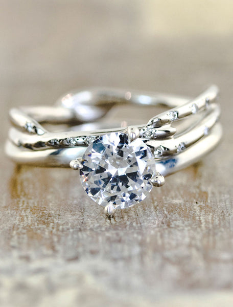 Unique Engagement Rings Ken & Dana Design - Aurora Selene pairing caption: 0.90 ct Round Diamond 14k White Gold paired with Selene wedding band