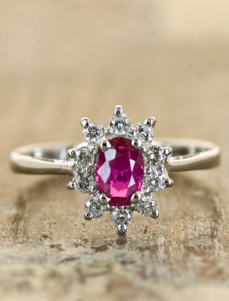18K Gold Ruby Engagement Ring/natural Ruby Ring and Diamond Halo Ruby  Wedding Ring for Women/ruby Ring Antique/dainty Ruby Ring/bridal Ruby -  Etsy Norway