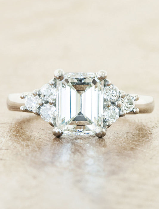 caption:Shown in platinum