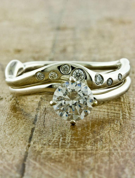 Aurora diamond and sapphire ring by Flora Bhattachary | Finematter