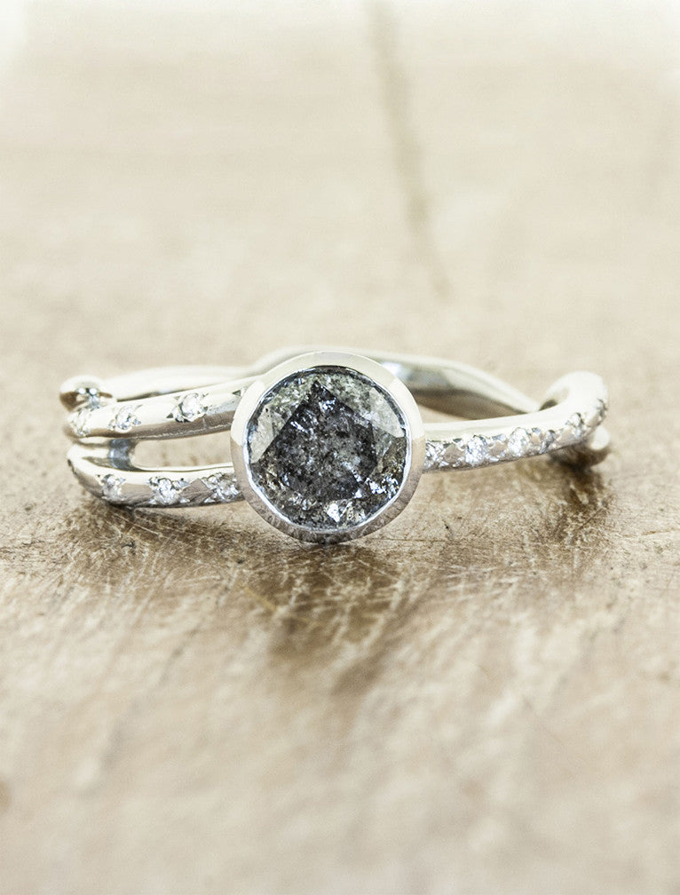 caption:Shown with 0.9ct round grey diamond in 14K white gold