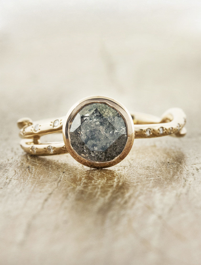 caption:Shown with 1.50ct grey round diamond in 14k rose gold