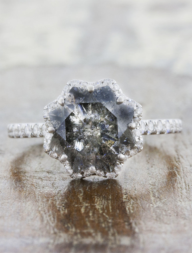 caption:Shown with star cut grey diamond in platinum