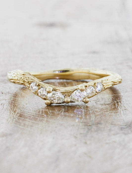 caption:Shown in 14k yellow gold