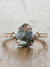 caption:Shown with 2.01ct pear rustic diamond in 14k rose gold