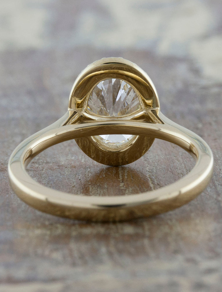 Dianara: Stunning Oval Halo Diamond Engagement Ring | Ken & Dana