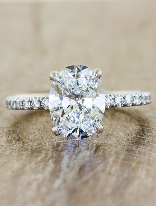 The Guide to Oval Cut Diamonds - Ken & Dana Design