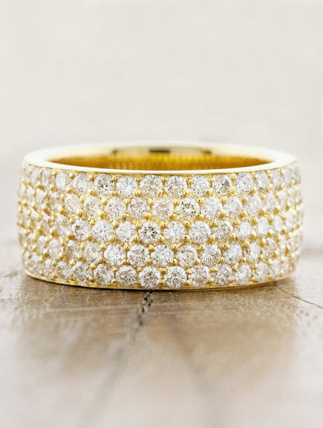 women's 8mm wide diamond studded band - yellow gold