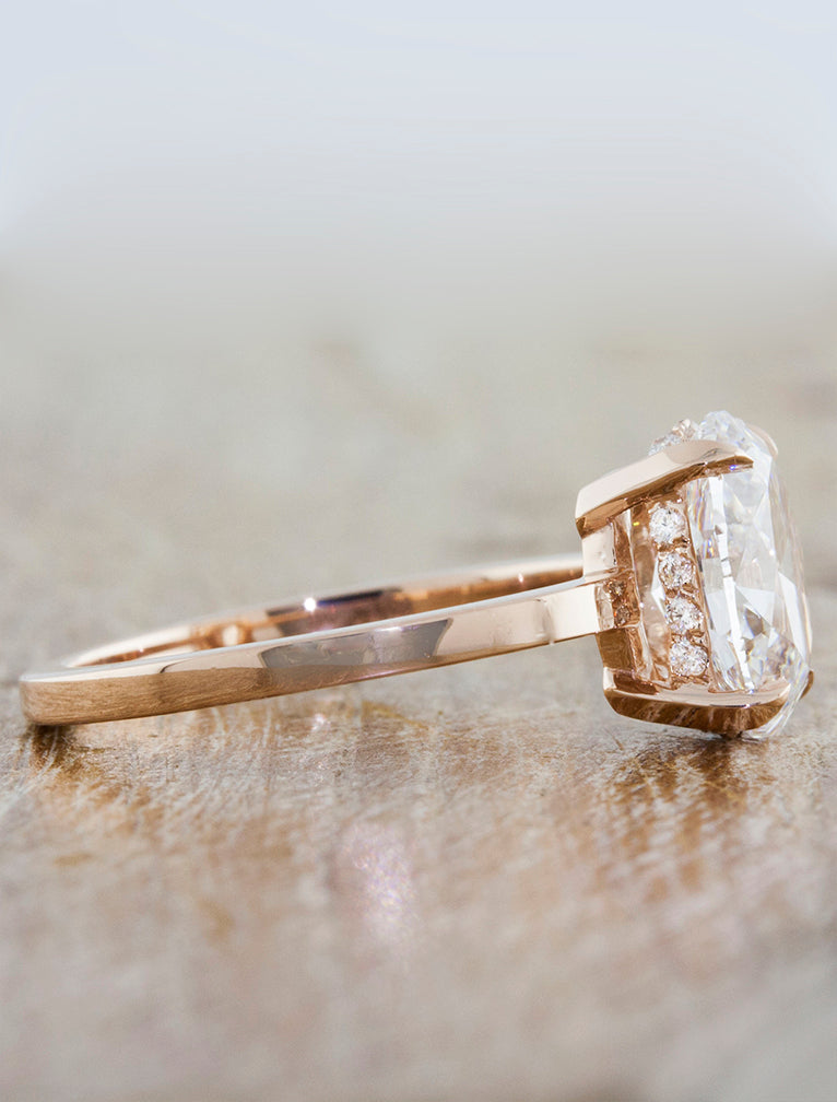 Modern Oval Diamond Engagement Ring